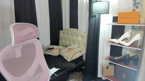 Snapshot of tsuncutmargauxx chatting on 10-28-25, 05:55 tsuncutmargauxx online show from 10-28-25, 05:55