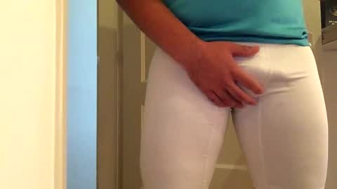 Snapshot of ttt94xxx chatting on 09-24-25, 11:24 Tommy online show from 09-24-25, 11:24