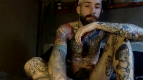 Snapshot of tuhands chatting on 12-15-24, 02:16 Tuhands online show from 12-15-24, 02:16