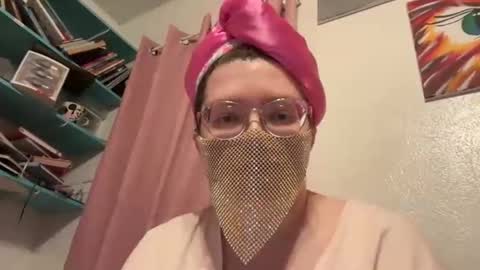 Tulip online show from 02-22-26, 02:45