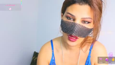 turkish_latina online show from 05-11-26, 12:16
