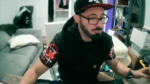 Snapshot of tuscan_taurus chatting on 01-24-25, 11:04 tuscan_taurus online show from 01-24-25, 11:04