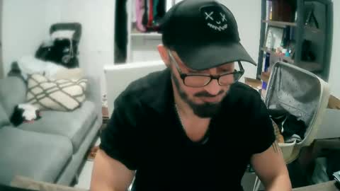 Snapshot of tuscan_taurus chatting on 01-27-25, 07:14 tuscan_taurus online show from 01-27-25, 07:14