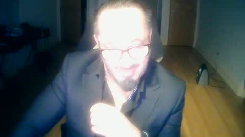 Snapshot of tuscan_taurus chatting on 12-14-25, 01:00 tuscan_taurus online show from 12-14-25, 01:00