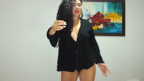 Snapshot of tuti_sex chatting on 02-08-25, 03:08 tuti online show from 02-08-25, 03:08