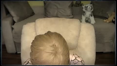 Clementine online show from 11-12-25, 08:04