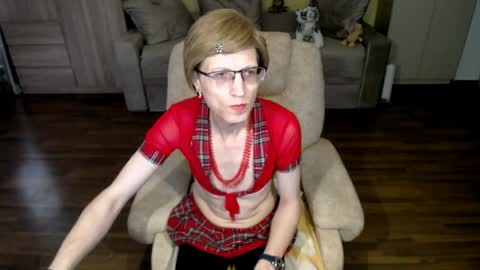 Clementine online show from 03-25-26, 07:47