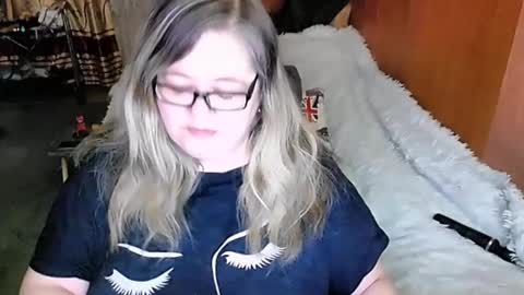 Lana online show from 02-18-25, 10:58