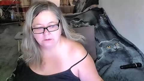 Lana online show from 01-15-26, 02:27