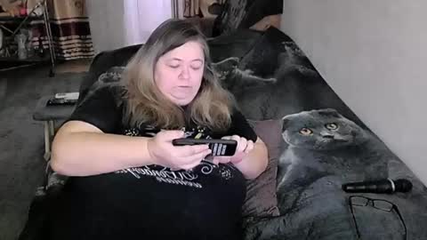 Lana online show from 04-24-26, 11:51