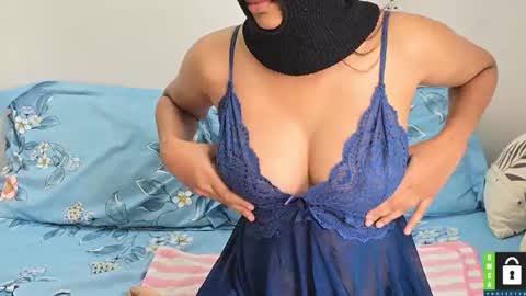 A  M On vacation till 28th online show from 09-14-25, 02:33