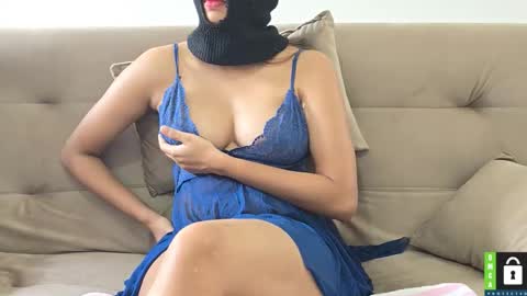 A  M On vacation till 28th online show from 10-10-25, 06:56