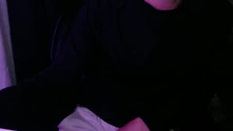 Snapshot of twackedntatted chatting on 04-29-26, 03:16 TwackedNTatted online show from 04-29-26, 03:16