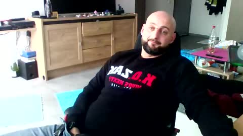 twardyidlugi online show from 01-25-25, 11:23