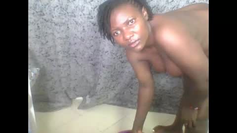 Snapshot of twerker_lyly chatting on 09-20-25, 05:52 twerker_lyly online show from 09-20-25, 05:52