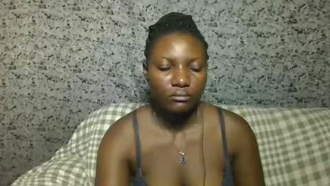 Snapshot of twerker_lyly chatting on 10-22-25, 05:08 twerker_lyly online show from 10-22-25, 05:08