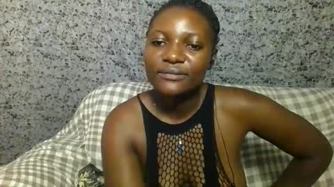 Snapshot of twerker_lyly chatting on 10-22-25, 05:13 twerker_lyly online show from 10-22-25, 05:13