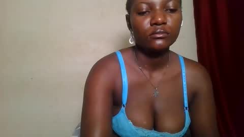 Snapshot of twerker_lyly chatting on 11-03-25, 01:23 twerker_lyly online show from 11-03-25, 01:23