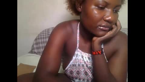 Snapshot of twerker_lyly chatting on 11-28-25, 07:16 twerker_lyly online show from 11-28-25, 07:16