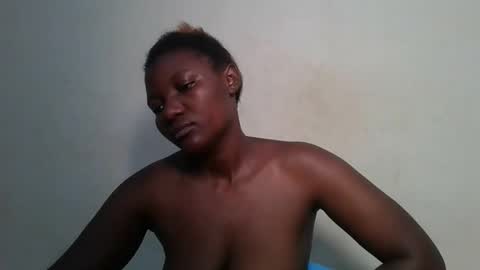 Snapshot of twerker_lyly chatting on 12-13-25, 11:54 twerker_lyly online show from 12-13-25, 11:54