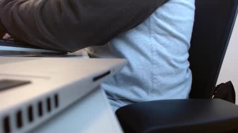 Snapshot of twickenhamthickshaft chatting on 01-29-25, 10:05 Fred Eric Smitherton online show from 01-29-25, 10:05