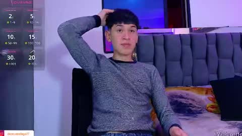 Snapshot of twink_daren chatting on 05-28-26, 05:43 Mr Daren online show from 05-28-26, 05:43