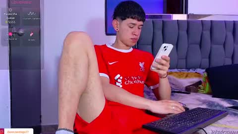Snapshot of twink_daren chatting on 06-13-26, 07:12 Mr Daren online show from 06-13-26, 07:12