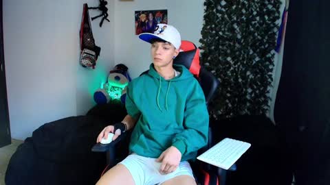  Bad boy sebastian  online show from 02-08-25, 09:36