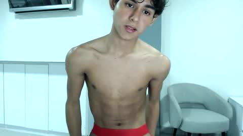 Twink Waldorf online show from 12-10-24, 09:11