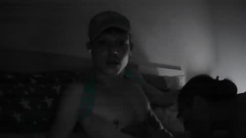 twinkanddaddy18 online show from 10-11-25, 03:21