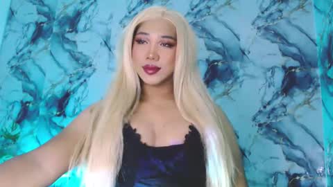 Snapshot of twinkcheska chatting on 10-19-25, 09:54 Cheska Schock online show from 10-19-25, 09:54