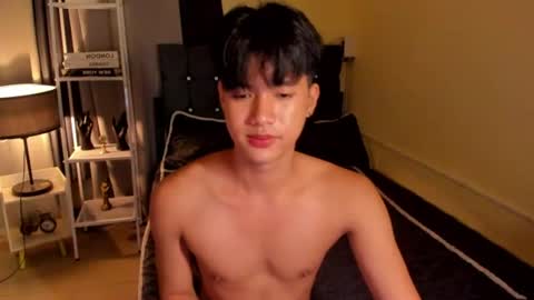 Snapshot of twinker8inches chatting on 07-17-26, 11:06 CLARK online show from 07-17-26, 11:06