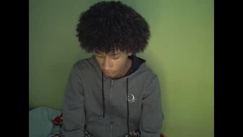 Snapshot of twinkgabriiel chatting on 12-16-25, 01:27 twinkgabriiel online show from 12-16-25, 01:27