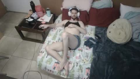 Snapshot of twinkie7 chatting on 10-21-25, 05:08 Twinkie 333 online show from 10-21-25, 05:08