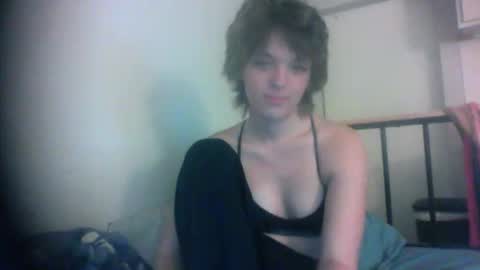 twinkl3toz3 online show from 04-30-26, 01:56