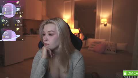 Snapshot of twinkle_toes_ chatting on 01-25-25, 12:16 Eva online show from 01-25-25, 12:16