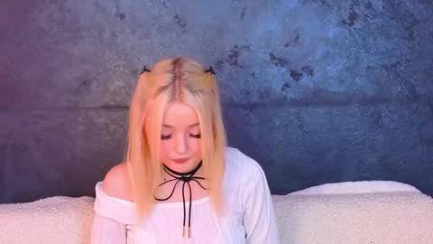 twinklefluff online show from 03-08-25, 08:11