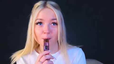 twinklefluff online show from 03-09-25, 06:17