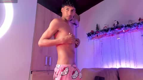 twinksboys_23 online show from 02-05-26, 12:54