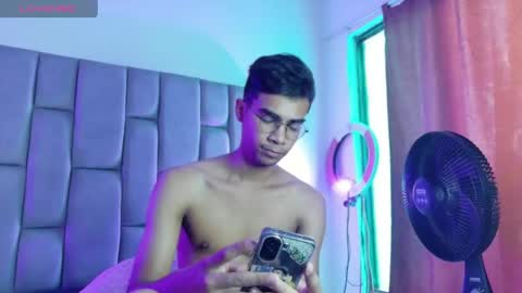 twinksecrets_ online show from 04-23-26, 12:29