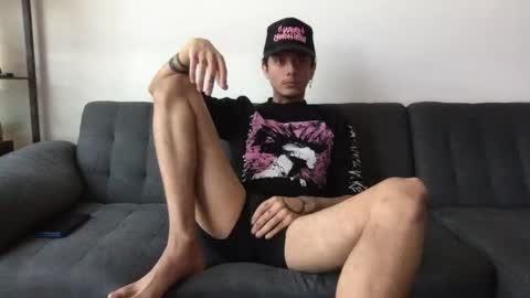 Derrick online show from 04-29-26, 08:48