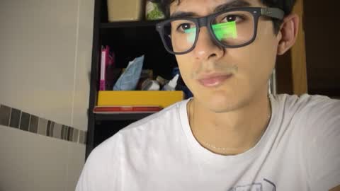 twinksweetlovehot online show from 01-25-25, 08:21