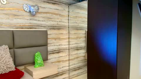 twinslovers_ online show from 11-03-25, 12:35