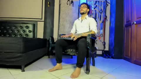 Clio  Tadeo online show from 04-27-26, 01:03