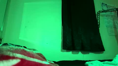 twizzler_twizzle online show from 02-15-26, 02:36