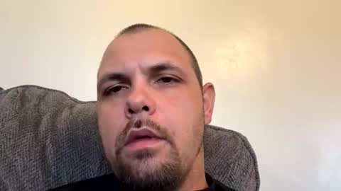 two_hands45 online show from 04-28-26, 03:50