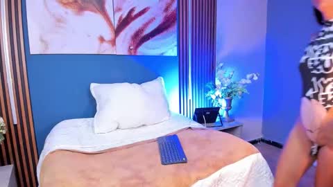 Kevin and Catalina online show from 10-02-25, 07:54