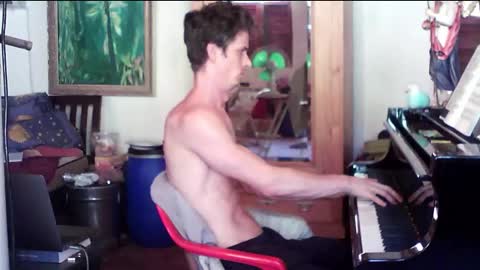 TobeBritta online show from 01-26-25, 07:41