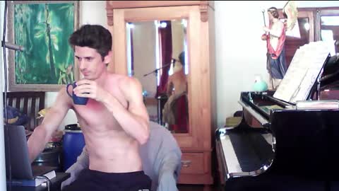 TobeBritta online show from 02-02-25, 07:04