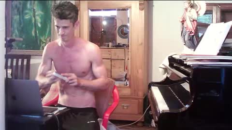 TobeBritta online show from 09-21-25, 07:59